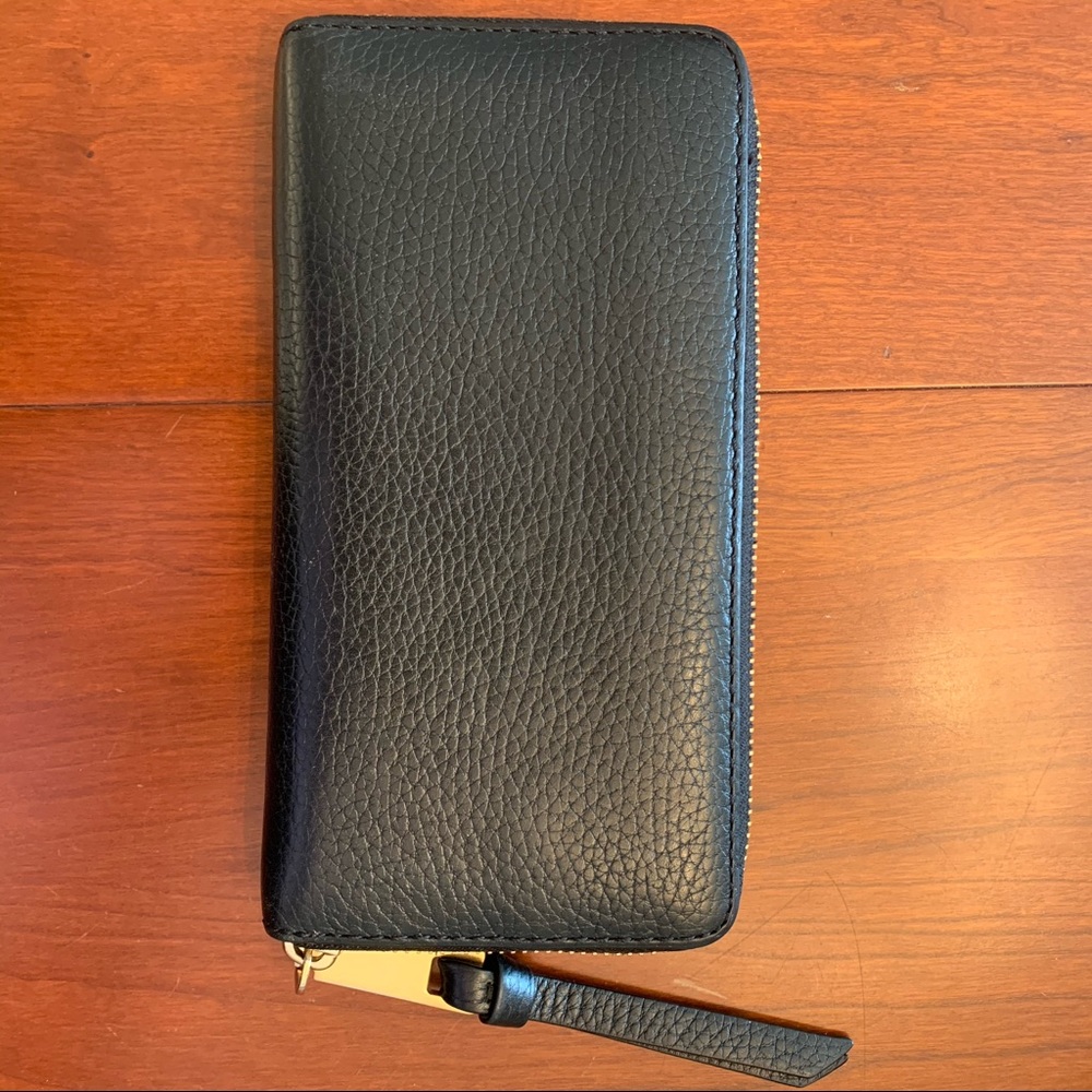 Marc Jacobs Wallet - Picture 2 of 5